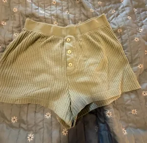 Old Navy Shorts thumbnail 1