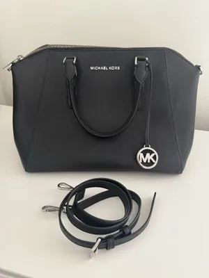 Michael Kors Purse Black thumbnail 1