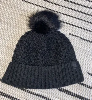 lululemon Merino Wool Black Knit Beanie with Faux Fur Pom thumbnail 1