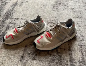 Adidas Tennis Shoes thumbnail 1