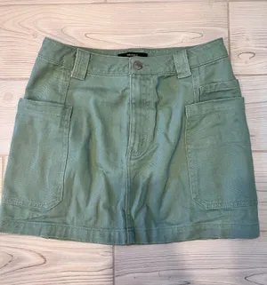 Green Mini Skirt Forever 21 thumbnail 1