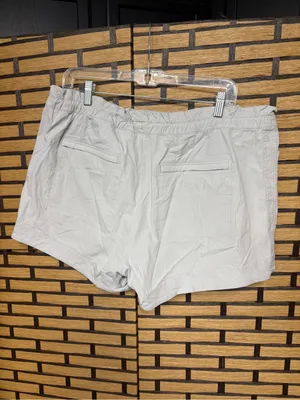 Athleta gray shorts size 16 thumbnail 2