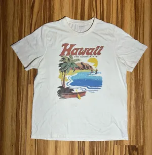Old Navy Hawaii The Aloha State Graphic White T-Shirt thumbnail 1