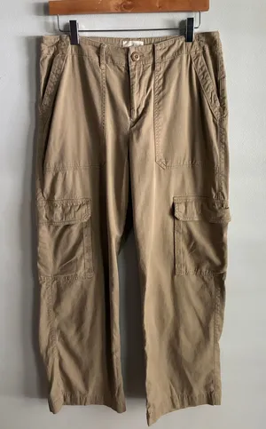 Universal Thread Cargo Pants Womens 10 Khaki Tan Utility Relaxed Straight Leg thumbnail 1