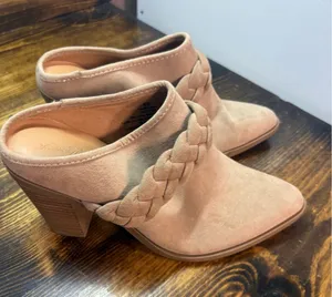 Universal Threads Tan Braided Strap Heeled Mule Size‎  6.5 thumbnail 1