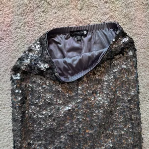 Cotton On Gray Metallic Sequin Bodycon High Waisted Skirt thumbnail 3