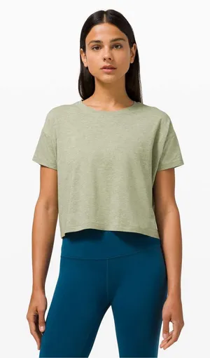 Lululemon Cates Tee in Heathered Rosemary Green thumbnail 1