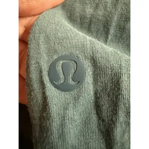 Lululemon All‎ Yours Tee in Green- Size 8 thumbnail 5