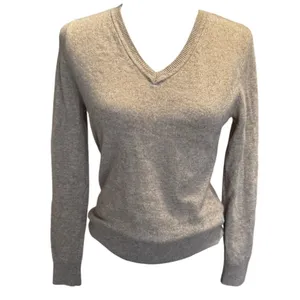 Quince 100% Cashmere Sweater Small V-Neck Taupe Beige Classic Minimalist thumbnail 2