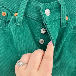 Levi's Wedgie Straight Fit Corduroy‎ Pants Green Size 24 thumbnail 7