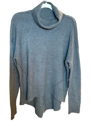 Romeo + Juliet Couture women’s charcoal gray turtleneck chunky knit‎ sz M thumbnail 1