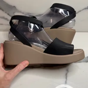 Crocs Women's Black Wedge Platform Brooklyn Sandals Sz 9 Comfort Casual Strappy thumbnail 5