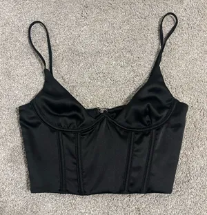 Black white fox crop top thumbnail 1