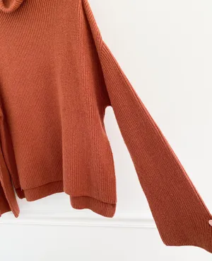 Miracle USA Vici Boutique Orange Rust Turtleneck Flare Sleeve Sweater thumbnail 3