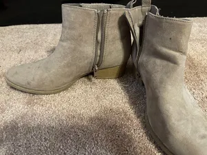 Lauren Conrad Booties thumbnail 3