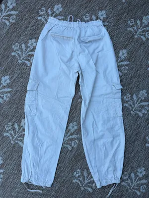 Abercrombie & Fitch White Cargo Jogger Pants thumbnail 3