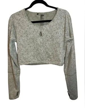 Gymshark Fleur Texture Long Sleeve Cropped Active Top thumbnail 1