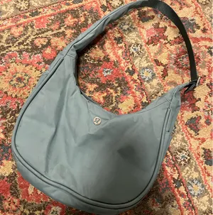 Final price !!!! Lululemon Shoulder Bag thumbnail 2