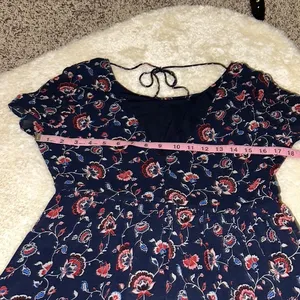 5/$30 🎈 Old navy women’s medium‎ babydoll floral dress thumbnail 4