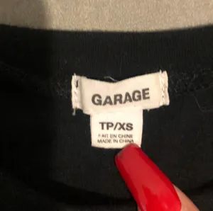 Garage Long sleeve thumbnail 3