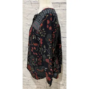 ANN TAYLOR LOFT WOMENS BOHO BLOUSE Navy FLORAL LONG SLEEVE Round Neck Medium thumbnail 3