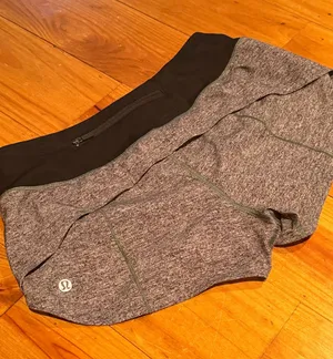 Lululemon Speed Up Low-Rise Lined Shorts 2.5” Heather Lux Multi Black/Black Size 4 thumbnail 1
