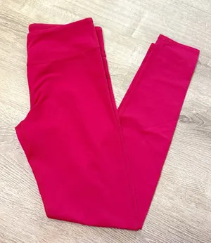 •FABLETICS• DARK PINK LEGGINGS thumbnail 1