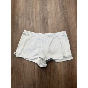 TNA Aritzia Cozy Fleece‎ Sweatfleece Shorts Heather Gray XL Relaxed Fit Lounge thumbnail 2
