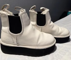 UGG White Leather Platform Chelsea Boots with Black Elastic size 8 thumbnail 1