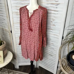 AKEMI + Kin ANTHRO Women's Humboldt Tunic Top Boho Red Floral Tasseled Medium thumbnail 7