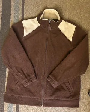 Brown fleece jacket Size M thumbnail 1