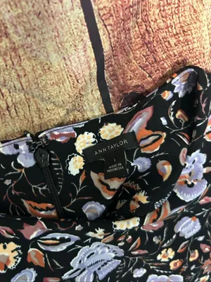 Ann Taylor Floral Long Sleeve Blouse Size L thumbnail 2