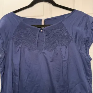 Old Navy Shift Dress Navy Blue Medium Boho Y2K Embroidered Summer‎ Casual thumbnail 2