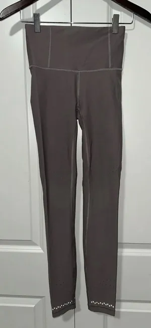 Lululemon 28" Zoned In Tight Power Leggings Size 4 thumbnail 1