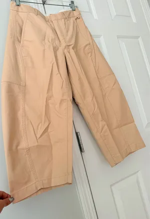 Anthropologie Maeve Curved Cropped Chino Pants, Size 2P thumbnail 6