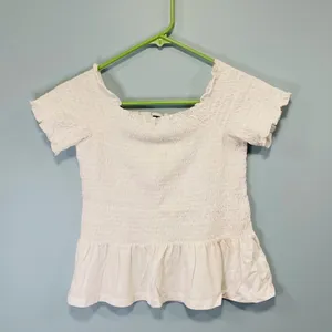 American Eagle Outfitters Cream Off-Shoulder top shirt Blouse size Small thumbnail 2