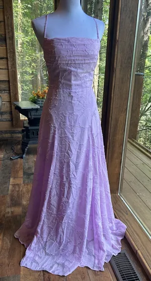 Strapless Lavender Evening Gown with Textured Detail size 6 thumbnail 1