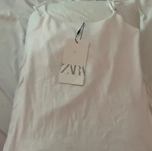 ZARA white  tank top thumbnail 1
