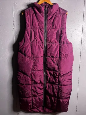 Free People On The Move Packable Puffer Long Vest in Black Cherry. Size Small thumbnail 5