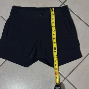 Athleta Trekkie Women Black Hiking Cargo Shorts Stretch‎ Athletic size 2 thumbnail 5