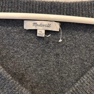 Madewell Womens XL Charcoal Gray Polka Dot Merino Wool Alpaca V-Neck Sweater thumbnail 3