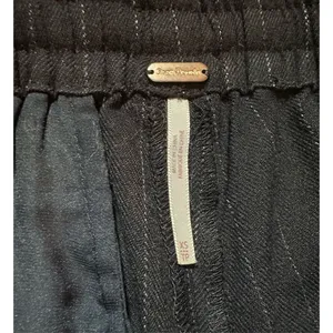 Free People dark gray pinstripe trouser pull on pants zip‎ pockets XS thumbnail 3