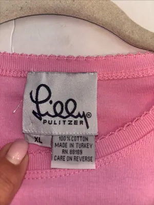 Lilly Pulitzer Pink Tee Shirt Cap Sleeves Size Xl Preloved Good Condition thumbnail 3