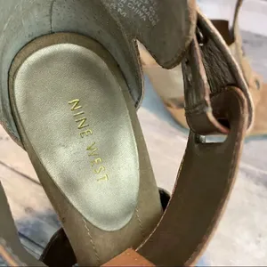 Nine West Leather strappy heeled sandals size 8 thumbnail 10