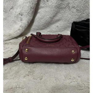 Vera Bradley Mini Crossbody Handbag "Marlo" Quilted Leather in Claret (wine) EUC thumbnail 4