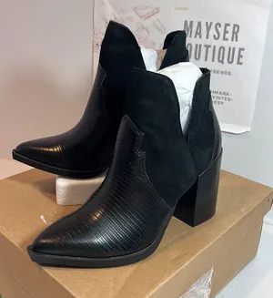 Steve Madden Chaya Pointed Toe Bootie black multi #casual #classic #stylish #chic #pointedtoe thumbnail 1