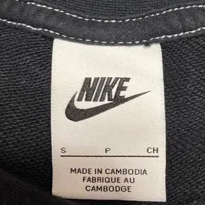 Nike Women's Black Logo Long Sleeve Crew Neck Oversized Sweatshirt Shirt Top S thumbnail 3