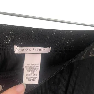 Victoria's Secret Women's Size XS Black Thermal Black Gold Loungewear Leggings‎ thumbnail 5