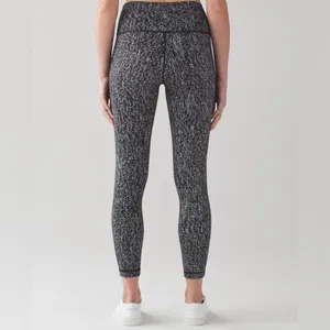 Lululemon High Times Pant‎ Luon Suited Jacquard Black White Size 6 thumbnail 2