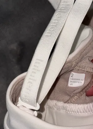 lululemon bra  thumbnail 5